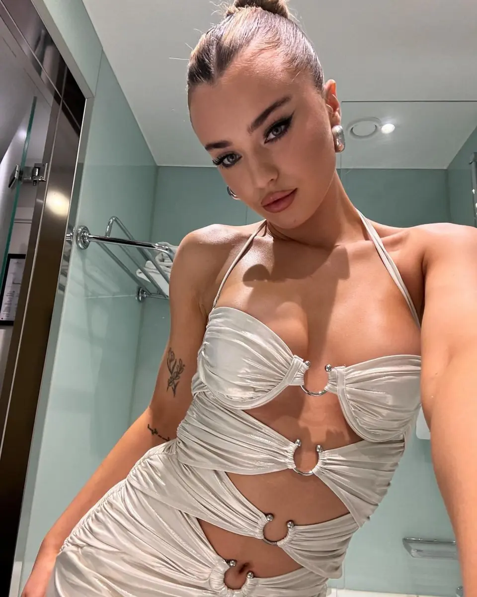 Valentina escort in Phuket
